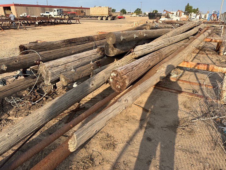lot-of-(20)-11”-dia-x-25-to-35’-older-telephone-poles-image-4