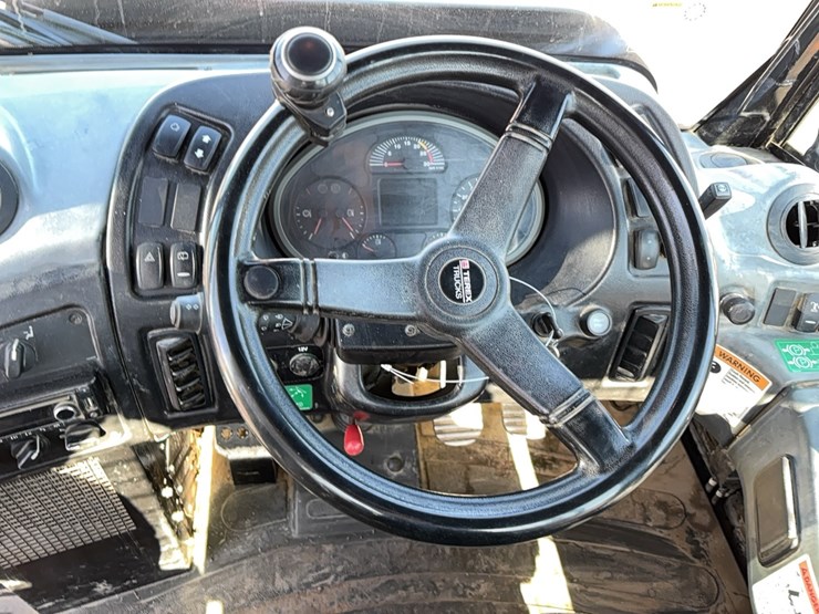 2019-terex-ta400-image-16