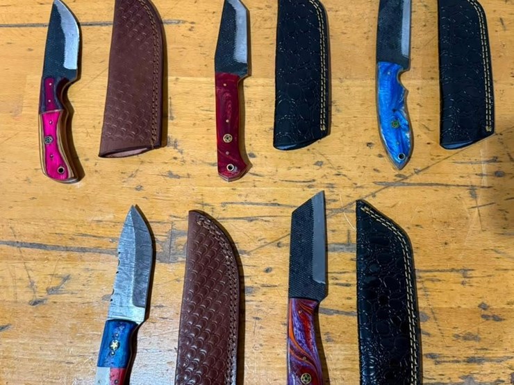 qty-(5)-handmade-hunting-&-utility-knives-w/-leather-sheaths-assorted-fixed-blade-set-image-1