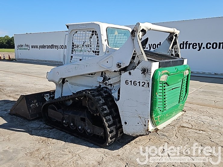 2021-bobcat-t64-image-4