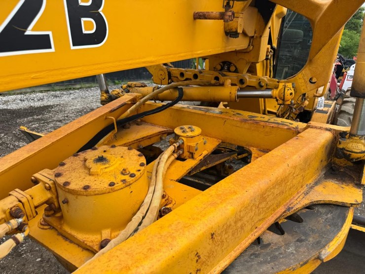 deere-672b-image-12