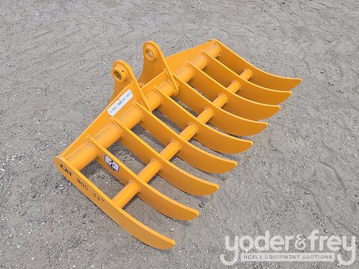 2026-caterpillar-305-image-4