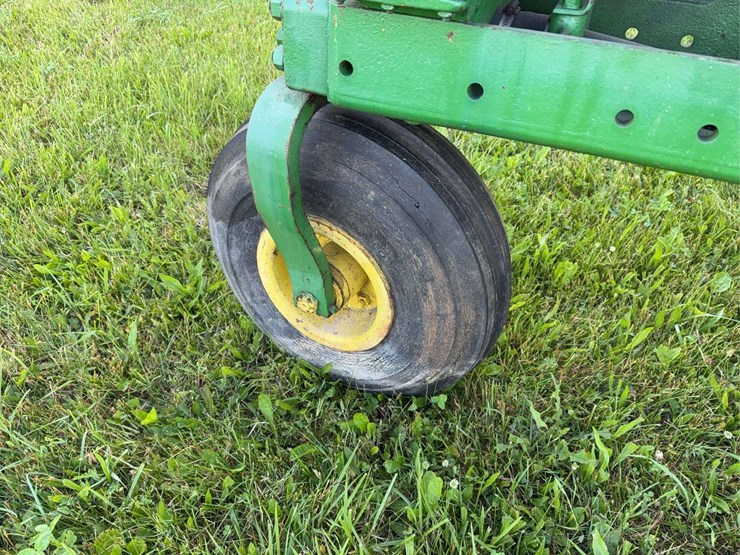 john-deere-bn-image-11