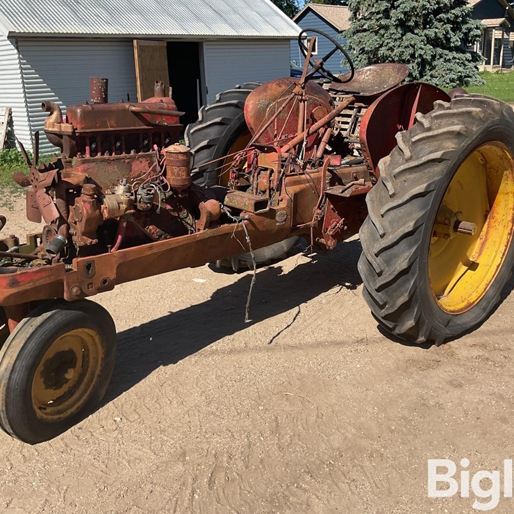 MASSEY-FERGUSON 44