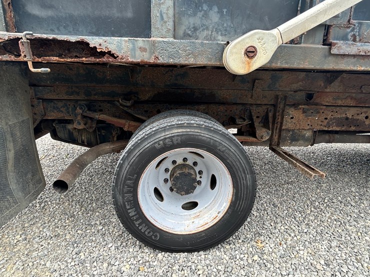 2006-ford-f450-image-16