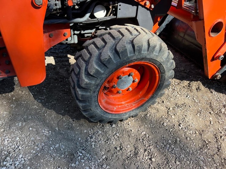kubota-l35-image-19