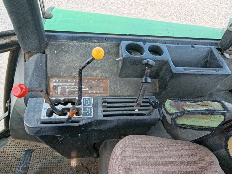 john-deere-4430-image-33