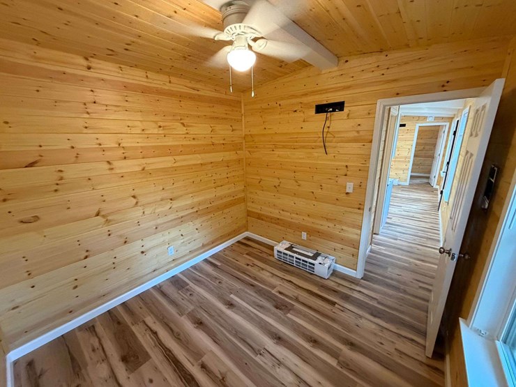 (new)-2026-10x40-2-bed/1-bath-trailer-mounted-tiny-home-image-38