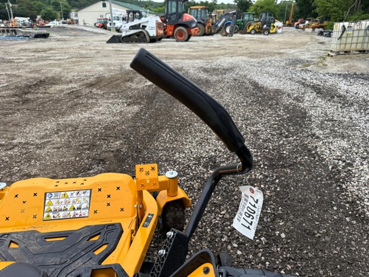 2025-cub-cadet-60-image-16