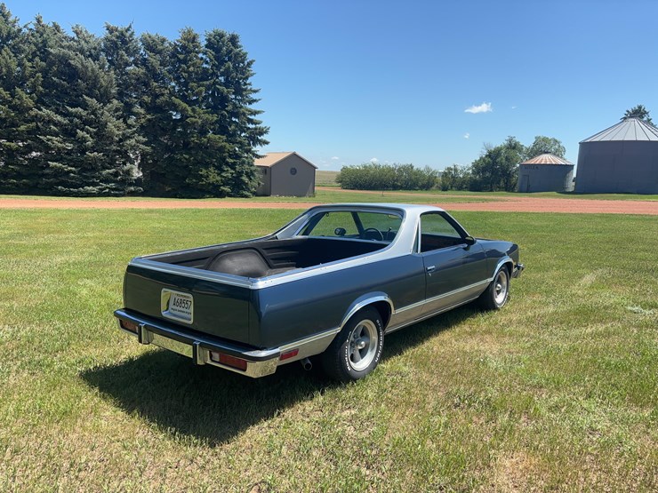 1982-gmc-caballero-image-4
