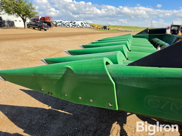 1981-john-deere-843-image-11