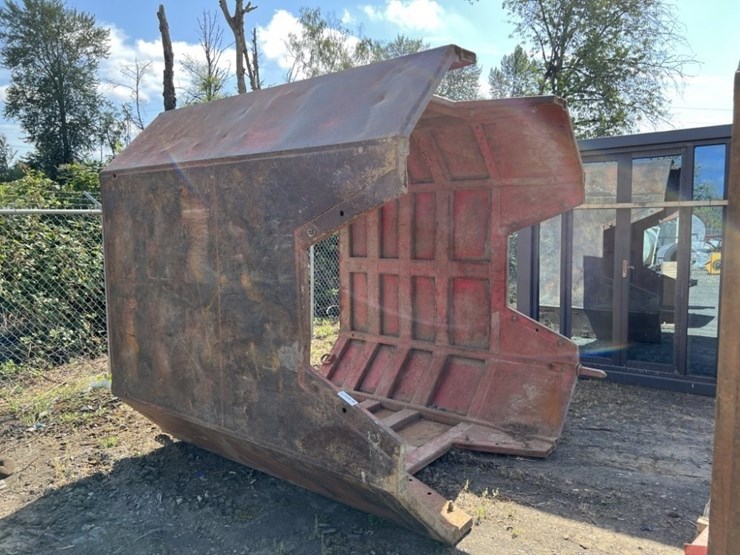 gme-octagon-manhole-trench-shield-image-2