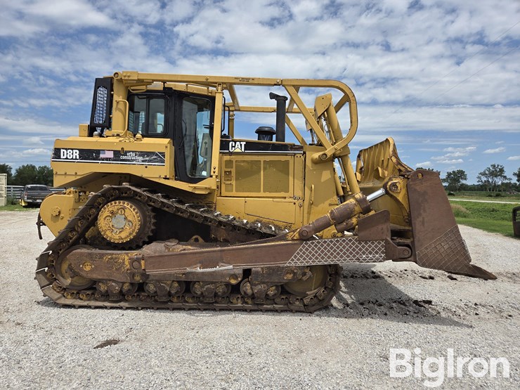 caterpillar-d8r-image-4