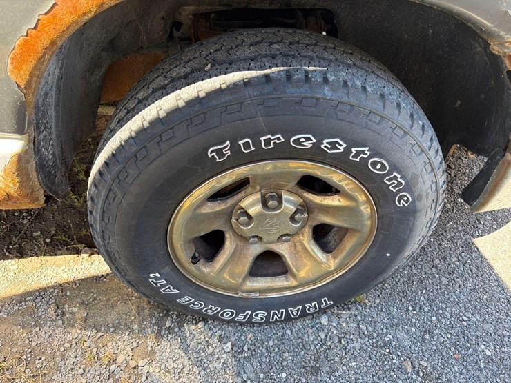 2005-dodge-1500-image-12