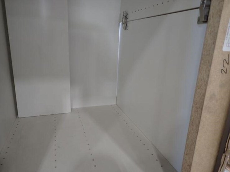 unused-qty-of-4-pc-premium-white-corner-base-image-11