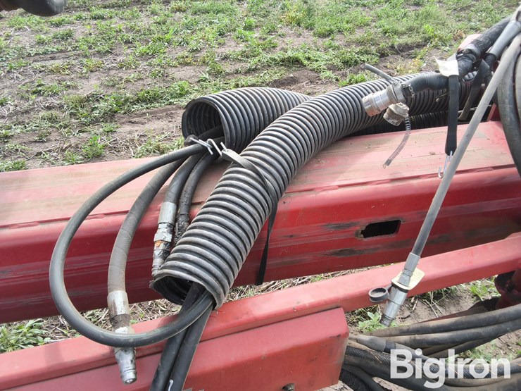 case-ih-1200-image-16