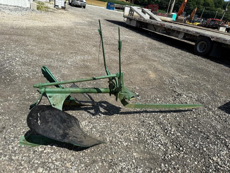 john-deere-2-image-3