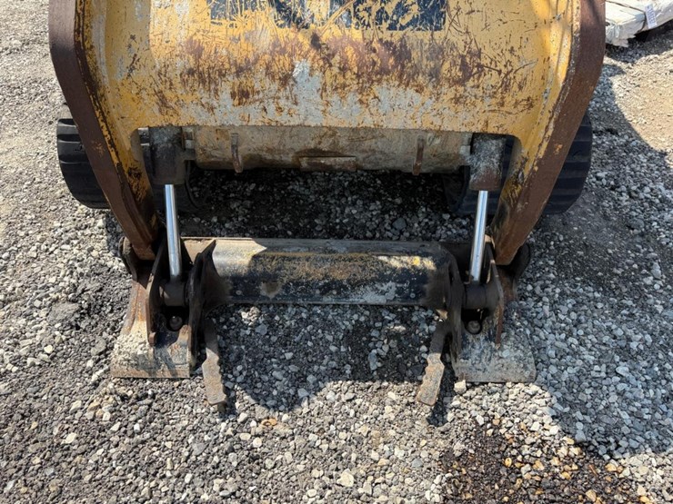 caterpillar-257b2-image-13
