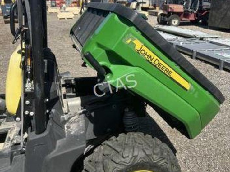 john-deere-gator-image-12