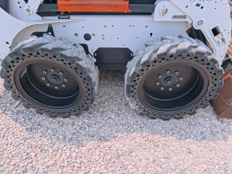 2008-bobcat-s175-image-34