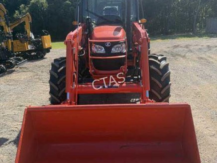 2023-kubota-m7060d-image-3