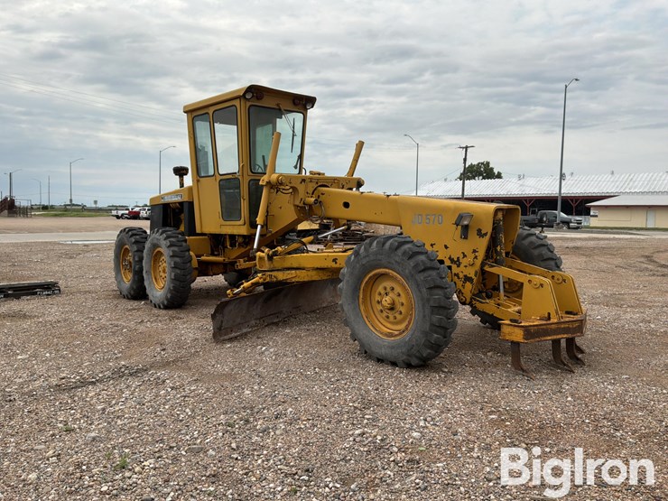 john-deere-570-image-3