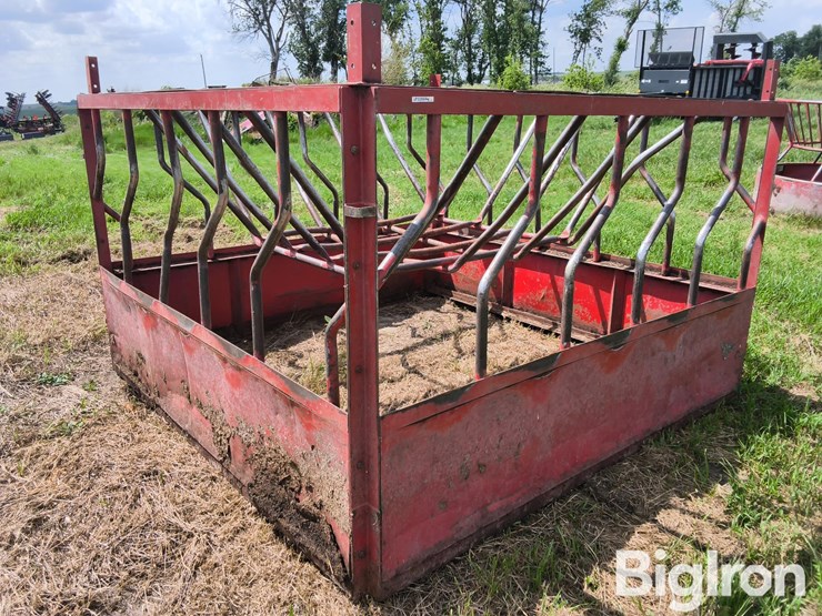 bale-feeder-image-3