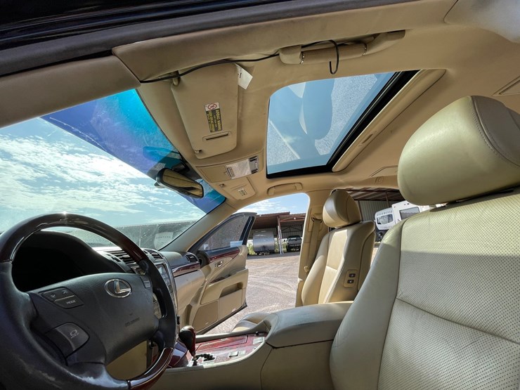 #163-•-2007-lexus-ls-460-(clean-nm-title)-image-121