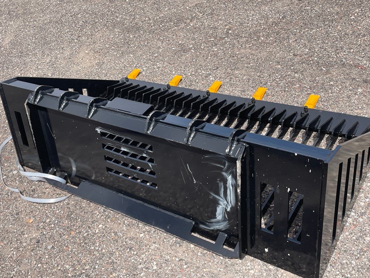 #1308-•-skid-steer-bucket-image-4