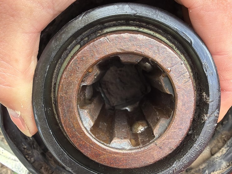 2005-case-ih-2212-image-14