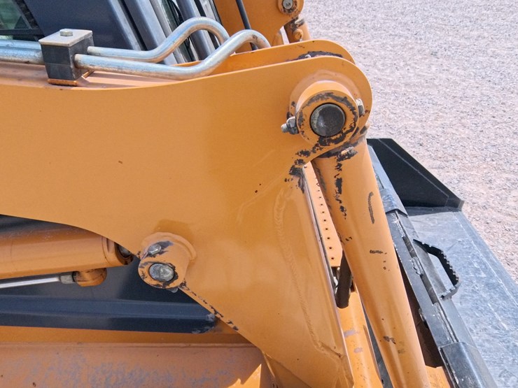 case-75xt-image-37