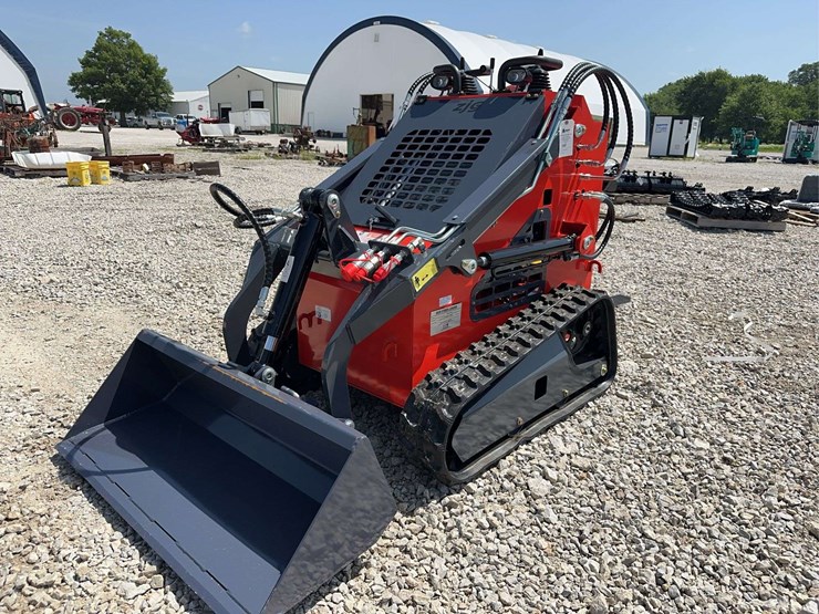 2026-zjg-zj-380-tracked-mini-skid-steer-loader-image-1
