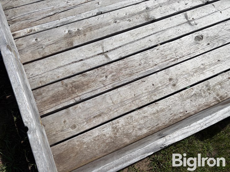 wood-frame-garden-trailer-image-9