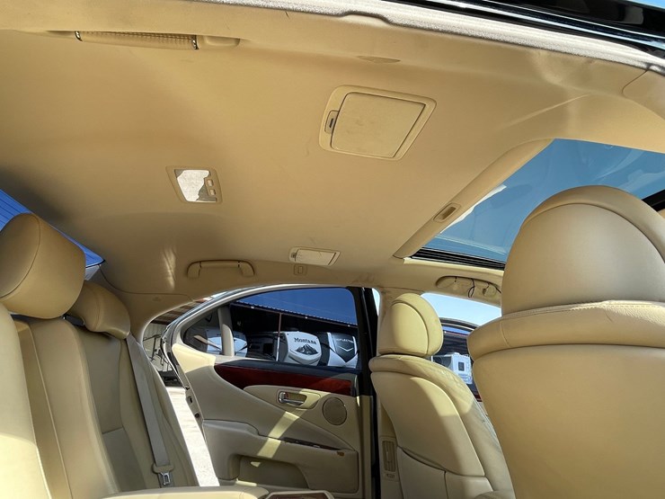 #163-•-2007-lexus-ls-460-(clean-nm-title)-image-23