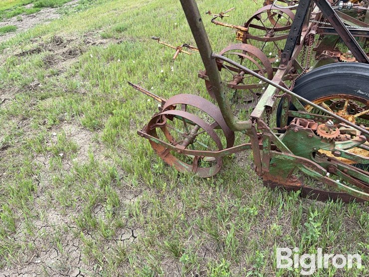 john-deere-4r30-planter-image-19