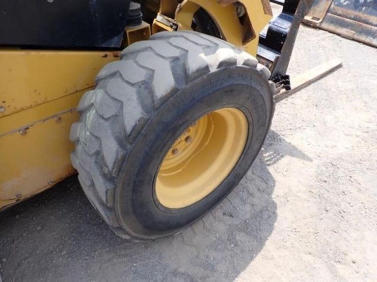 2019-caterpillar-236d-skid-steer-cat0236dlbgz05393-image-41