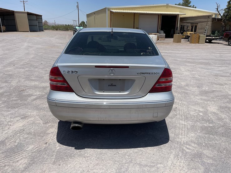 #162-•-2005-mercedes-c230-kompressor-(clean-nm-title)-image-6