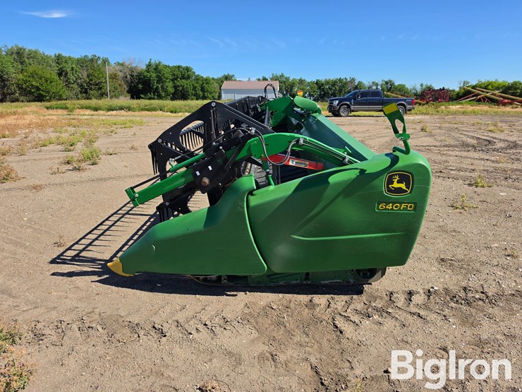 2016-john-deere-640fd-image-8