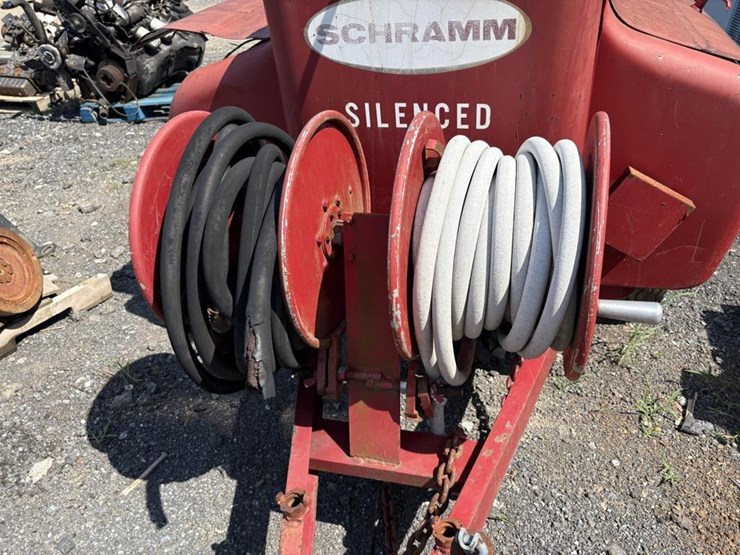 schramm-air-compressor-image-4
