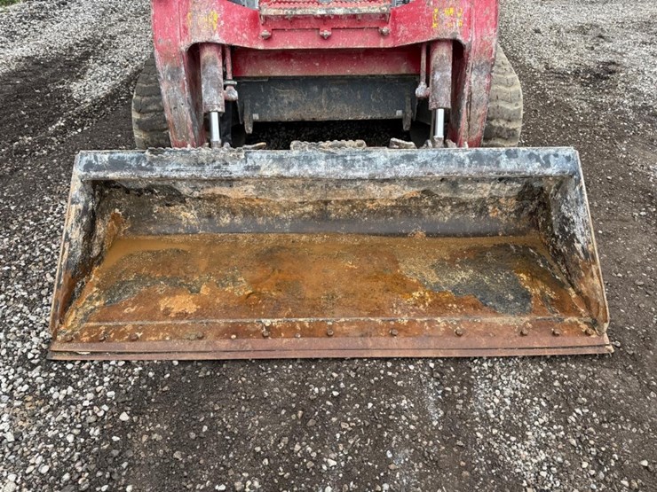 2020-takeuchi-tl12r2-image-9