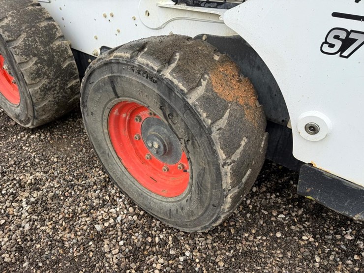 2018-bobcat-s770-image-15