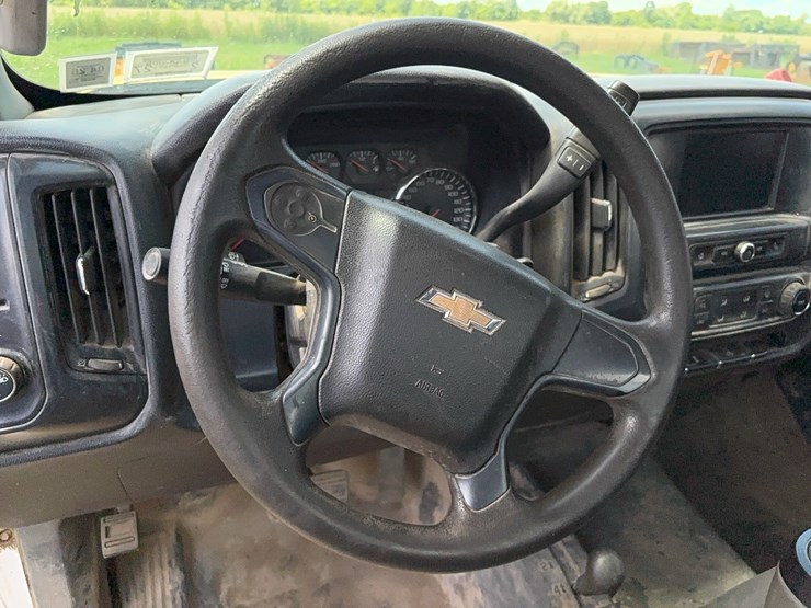 2018-chevrolet-3500hd-image-14