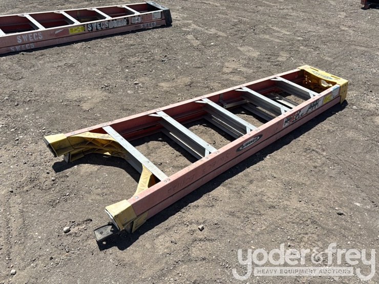 6'-a-frame-ladder-image-1