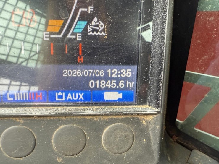 2022-takeuchi-tl12r2-image-22