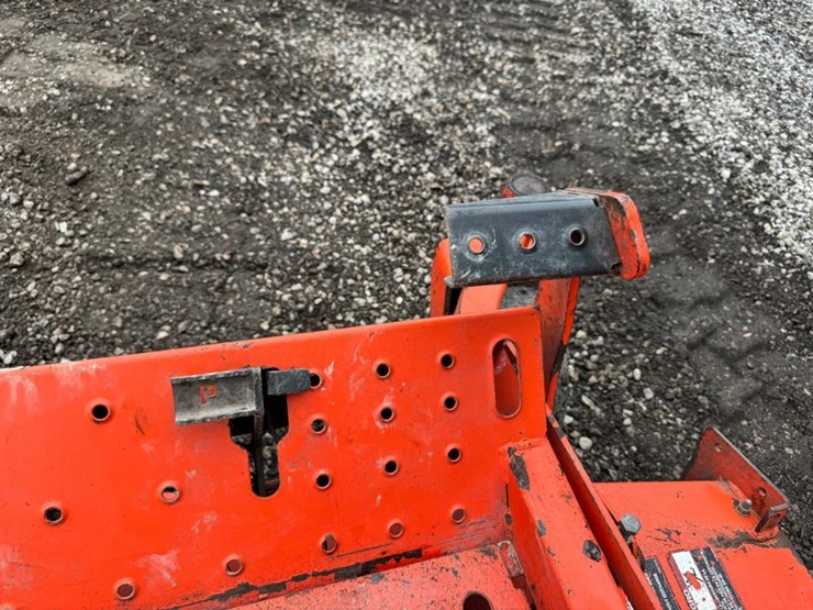 2016-kubota-z725kh-image-20