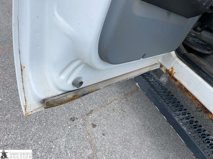 2015-ford-f350-image-42