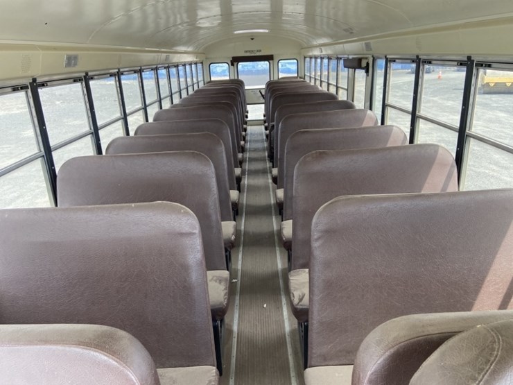 2012-ic-pb105-school-bus-image-25