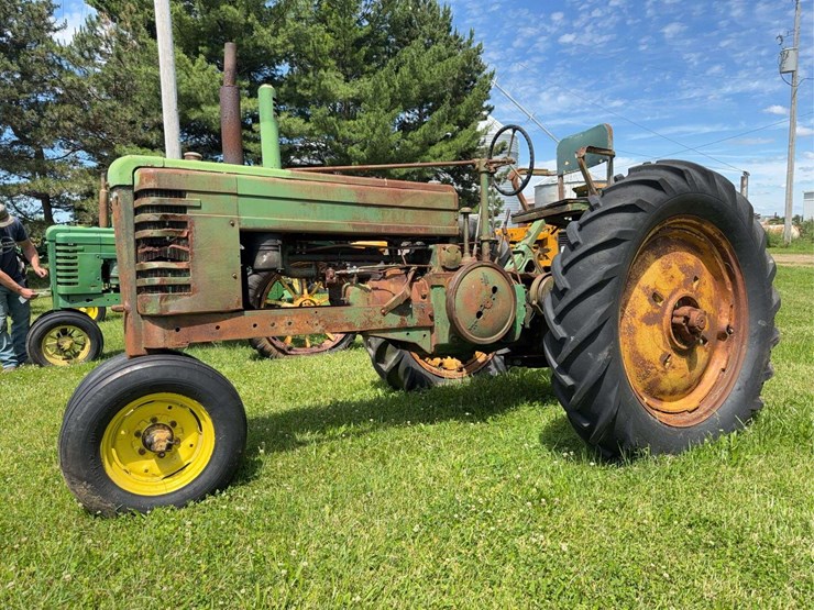 john-deere-model-b-image-5
