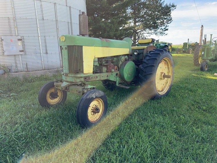 john-deere-730-image-1