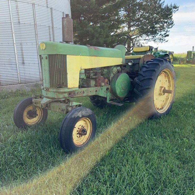JOHN DEERE 730